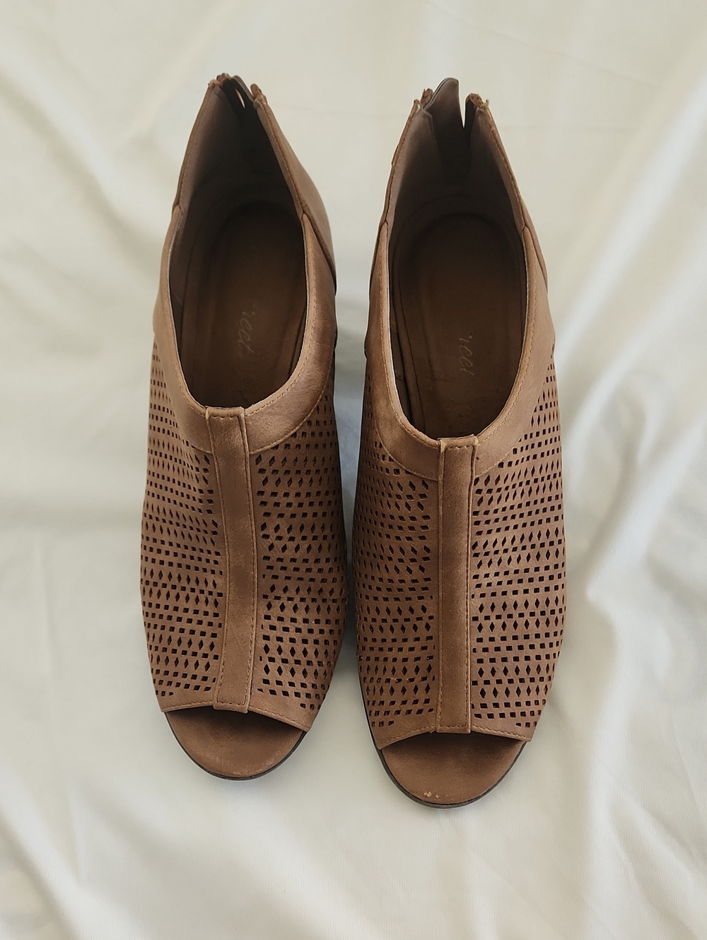 Easy Street Brown Perforated Peep-Toe Women's Booties Sz. 10